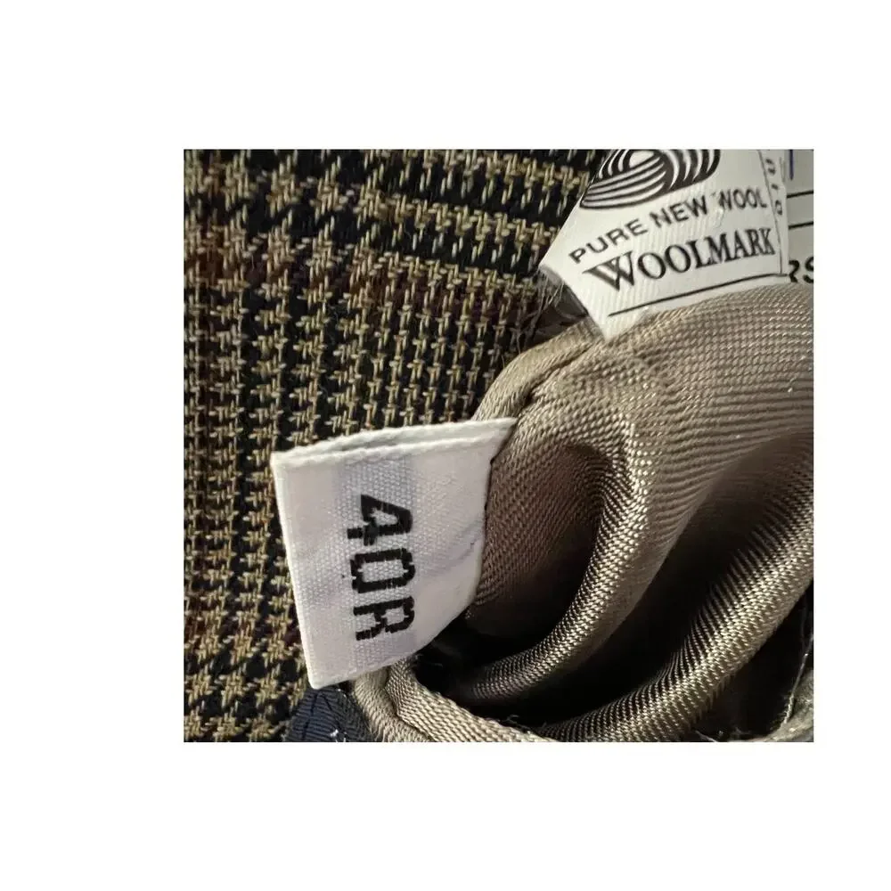 Vintage Burberrys Sport Coat Mens 40R 100% Wool Tweed Houndstooth British Blazer
